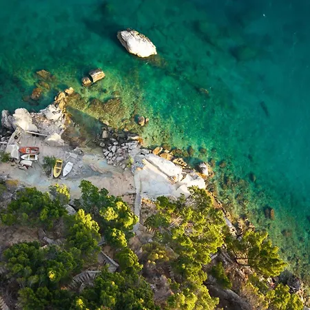 Bonaca - Entire Private Beachfront Villa *
