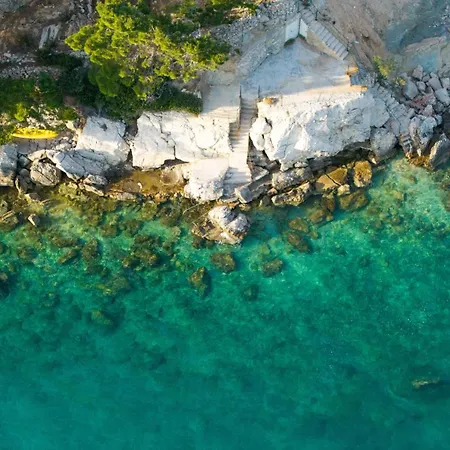 Bonaca - Entire Private Beachfront Marusici (Split-Dalmatia)