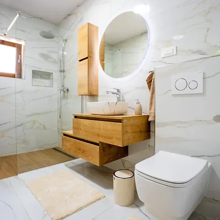 Bonaca - Entire Private Beachfront *