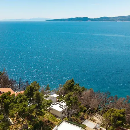 Bonaca - Entire Private Beachfront