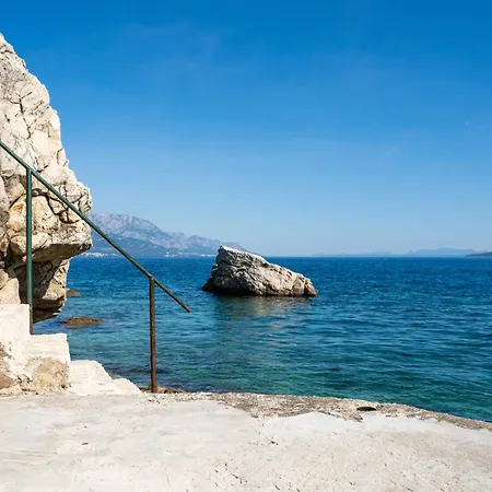 Vila Bonaca - Entire Private Beachfront Marusici (Split-Dalmatia)