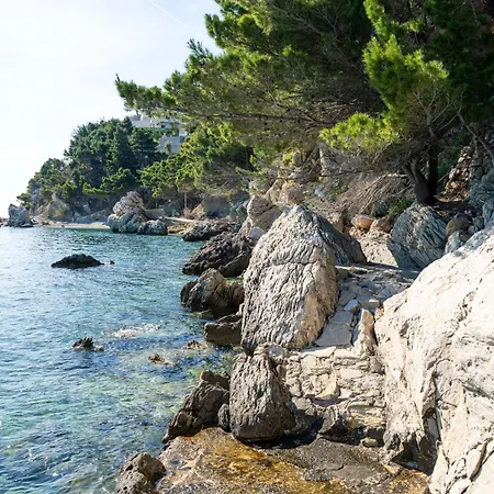 Bonaca - Entire Private Beachfront Villa Marusici (Split-Dalmatia)