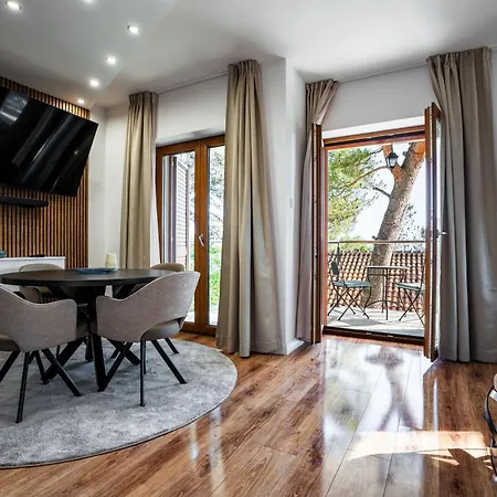 Vila Bonaca - Entire Private Beachfront *